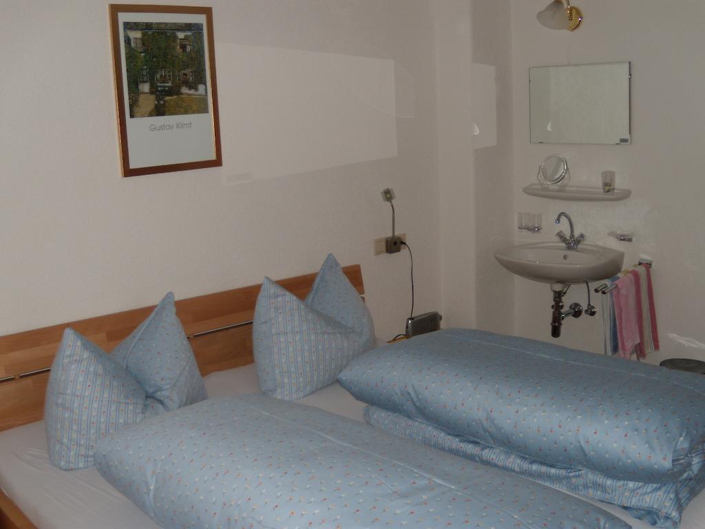 Ferienwohnung Rottensteiner Sybille Inclusiv Sommercard Jerzens Habitación foto